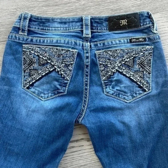 Miss Me Signature Boot Jeans size 27 colorMK 638 EUC - Picture 1 of 11